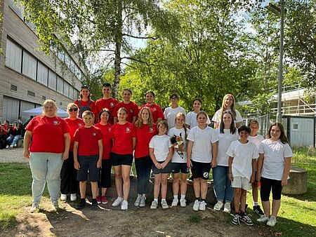 zu sehen sind die Gruppen des JRK Weilheim und Neidlingen beim Landeswettbewerb